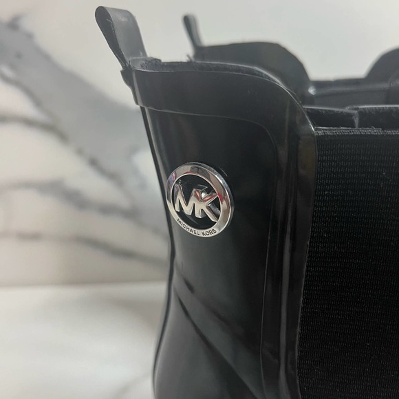 Michael Kors | Black Rubber Chelsea Rain Boots Sz 8 - Picture 2 of 7